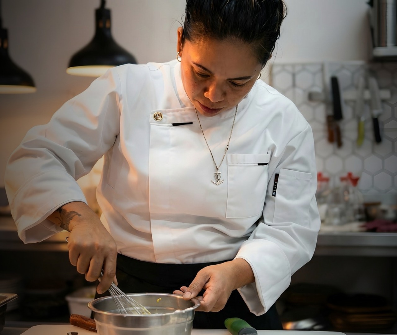 Hardin's head chef plating